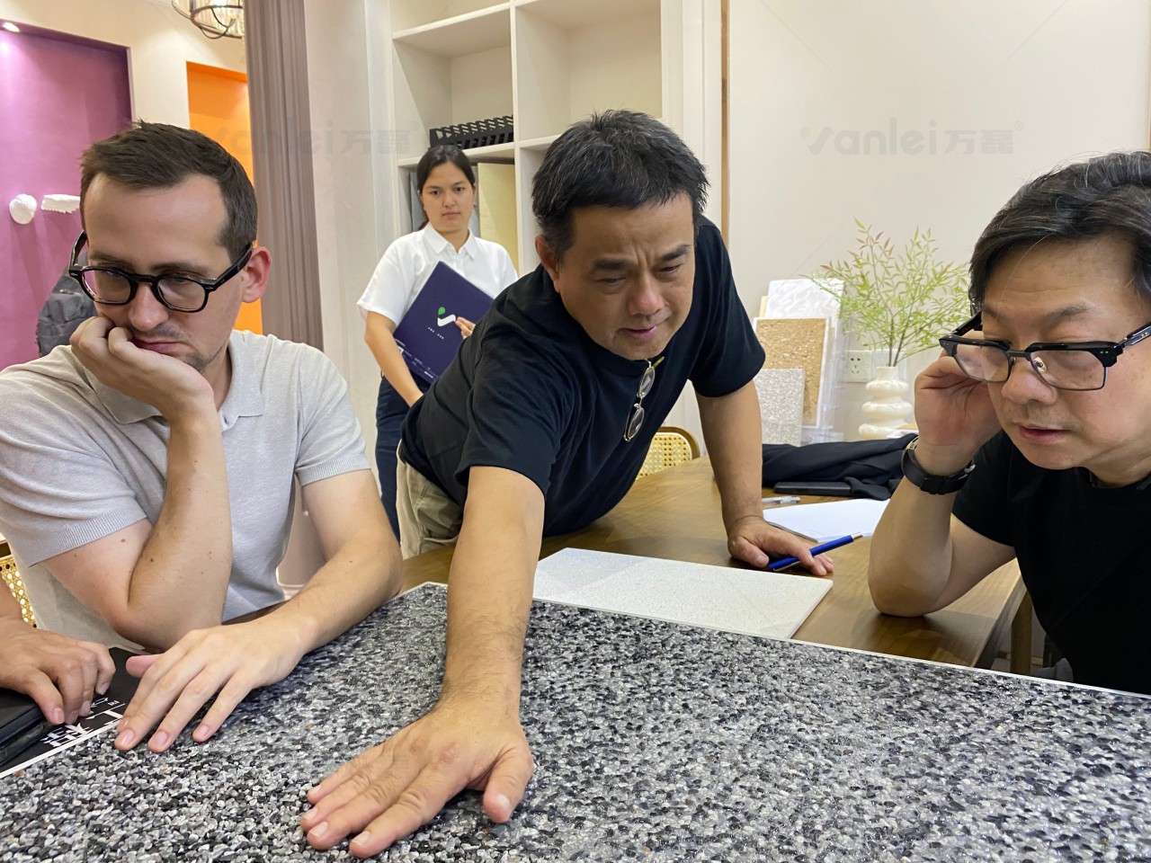 一個島，9位數(shù)的酒店項目，萬磊如何順利落地？