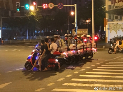“警叔叔陪你一起等紅綠燈”“不敢動？”-萬磊藝術(shù)涂料江蘇動起來