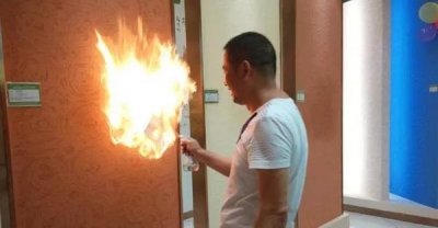 萬磊水性硅藻泥是否經(jīng)得起考驗？新浪第一手測評結果曝光！